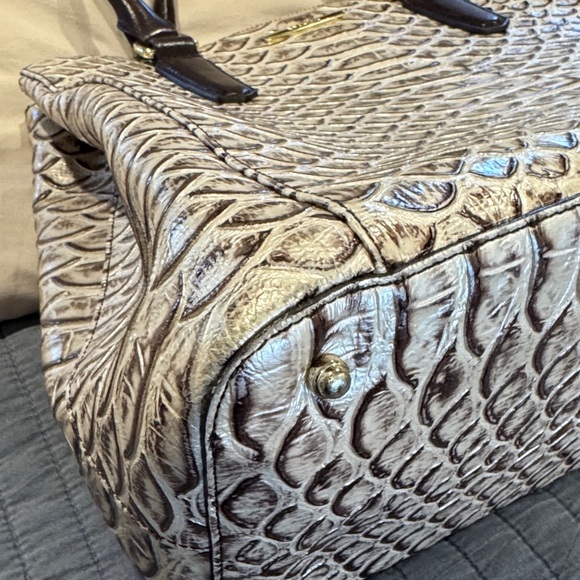 Elegant Brahmin handbag - Picture 8 of 9